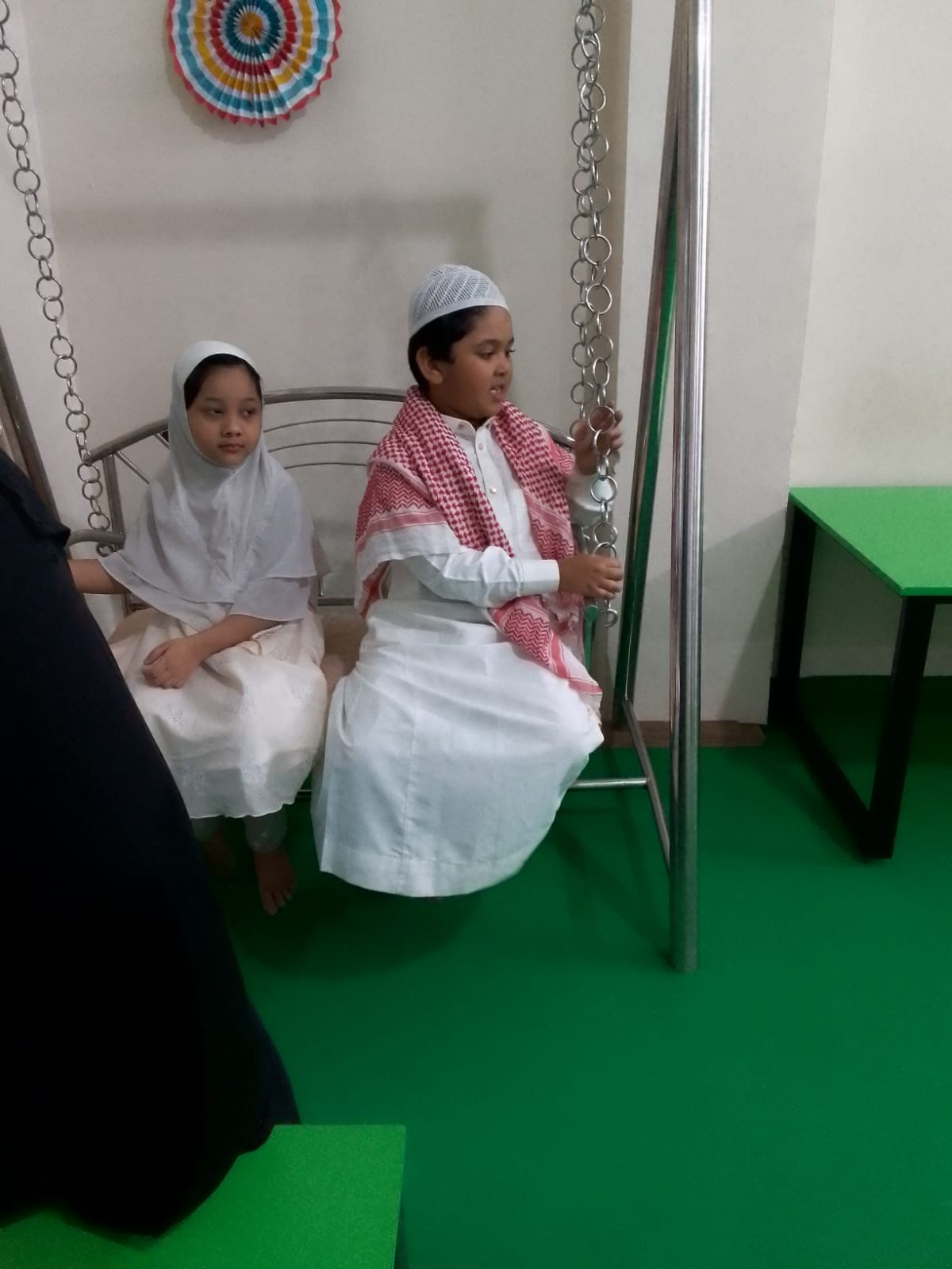 29f616b5-bf2e-477a-ba89-0d32a1f38c67